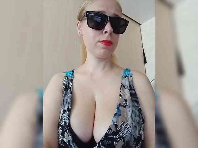 Dashulya666 webcam