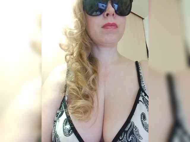 Dashulya666 webcam