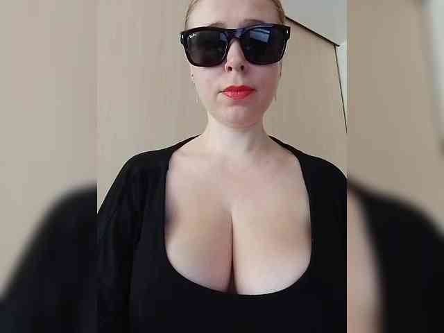 Dashulya666 webcam