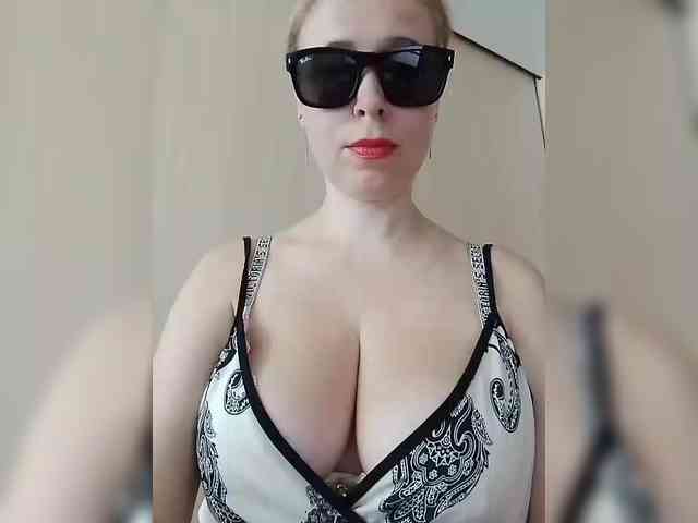 Dashulya666 webcam