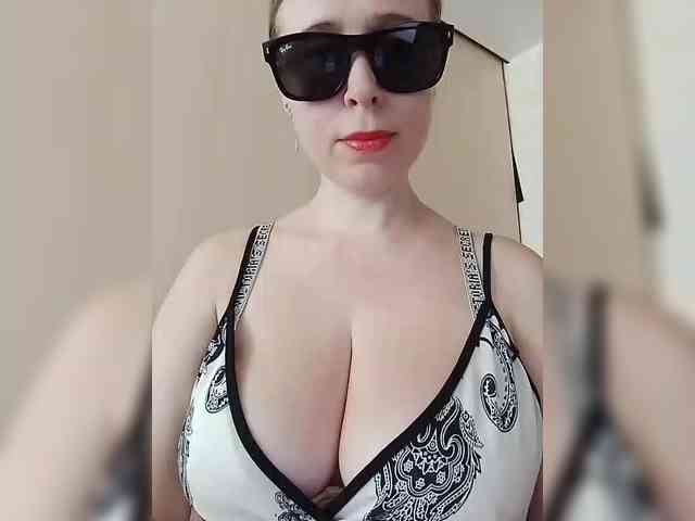 Dashulya666 webcam