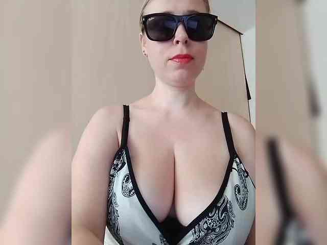 Dashulya666 webcam
