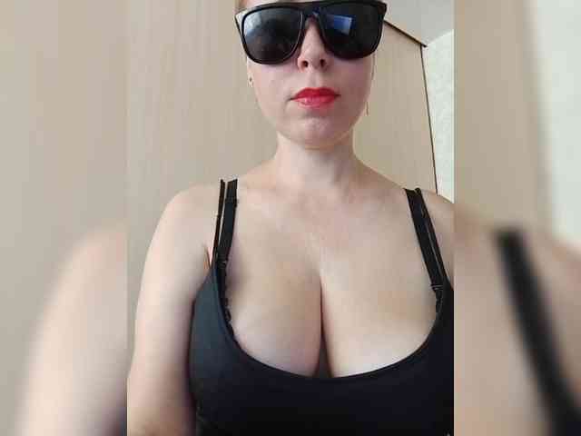 Dashulya666 webcam