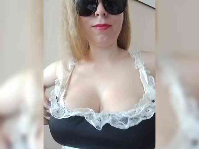 Dashulya666 webcam