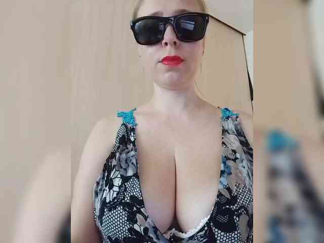 Dashulya666 webcam