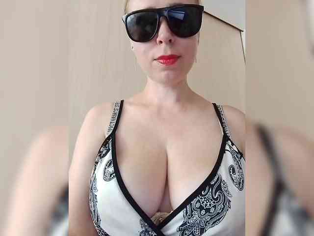Dashulya666 webcam