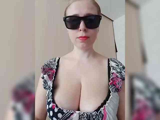 Dashulya666 webcam