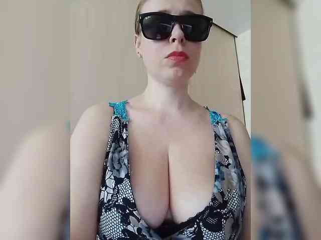 Dashulya666 webcam