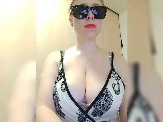 Dashulya666 webcam