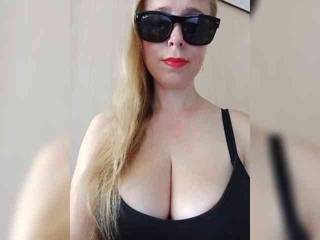 Dashulya666 webcam