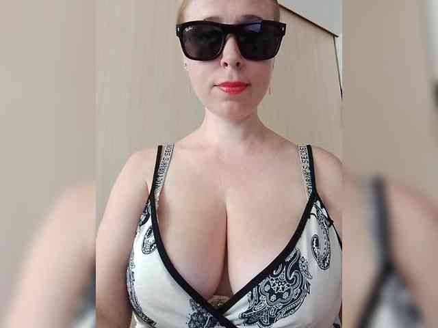 Dashulya666 webcam