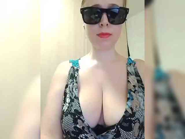 Dashulya666 webcam