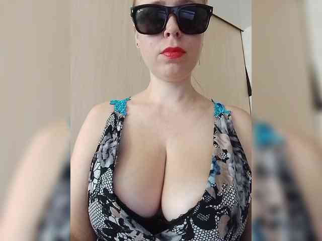 Dashulya666 webcam