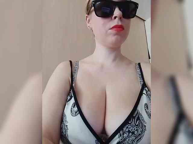 Dashulya666 webcam