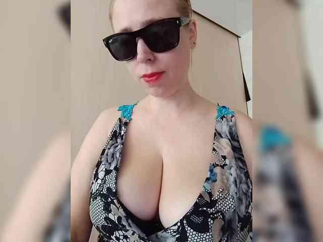 Dashulya666 webcam
