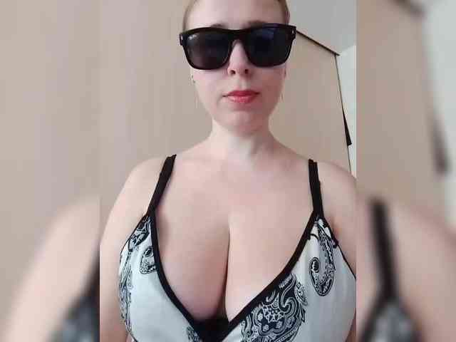 Dashulya666 webcam