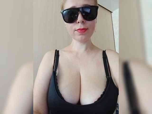 Dashulya666 webcam