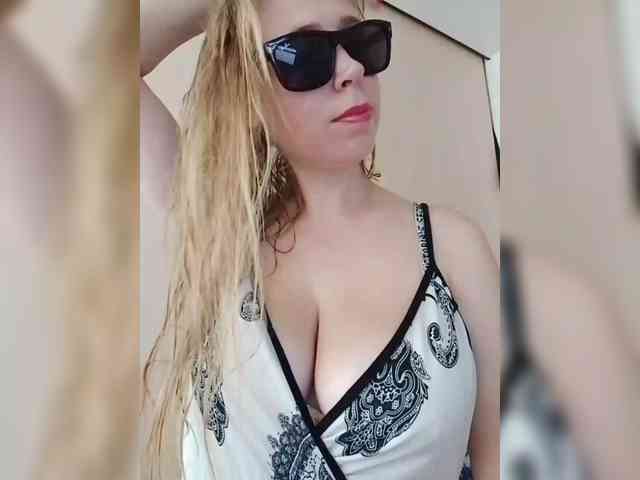 Dashulya666 webcam