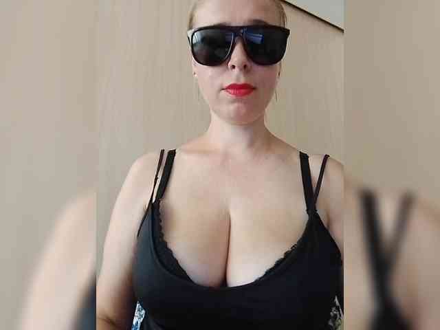 Dashulya666 webcam