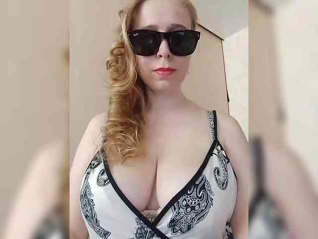 Dashulya666 webcam
