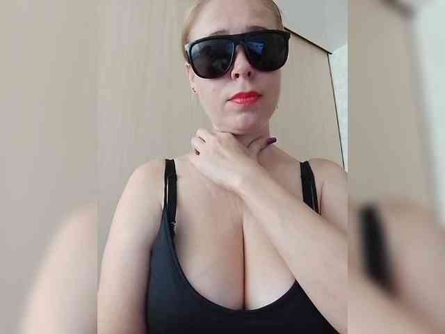 Dashulya666 webcam