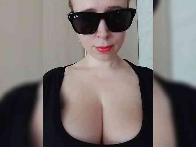 Dashulya666 webcam