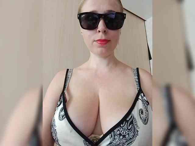 Dashulya666 webcam