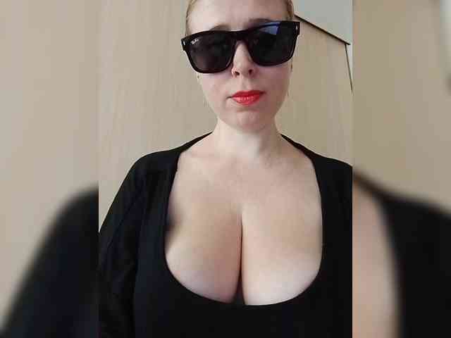 Dashulya666 webcam