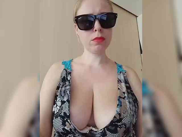 Dashulya666 webcam