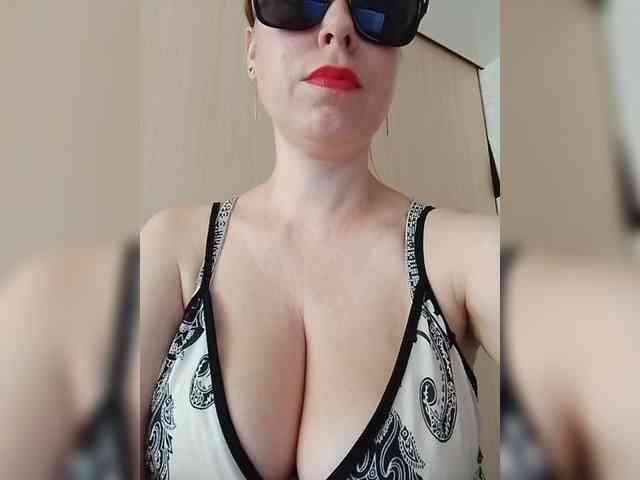 Dashulya666 webcam