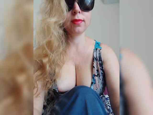 Dashulya666 webcam