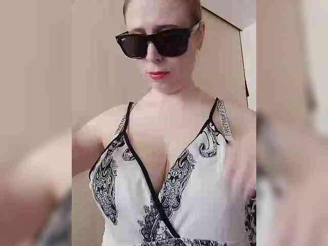 Dashulya666 webcam
