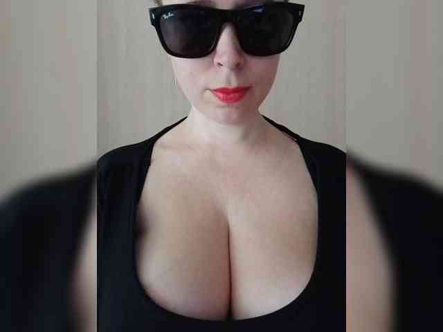Dashulya666 webcam