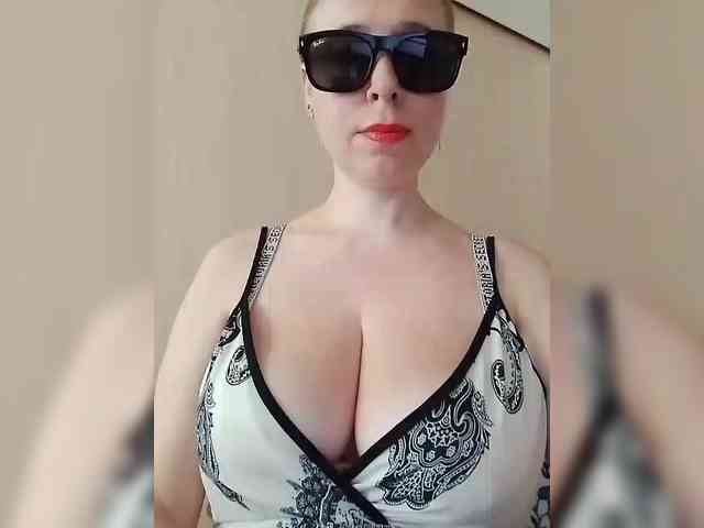 Dashulya666 webcam