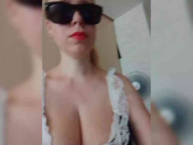 Dashulya666 webcam