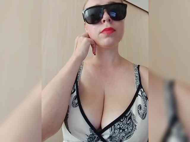 Dashulya666 webcam
