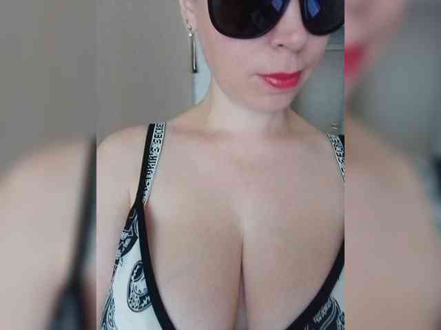 Dashulya666 webcam