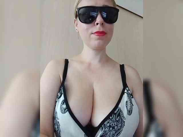 Dashulya666 webcam