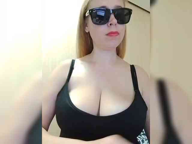 Dashulya666 webcam
