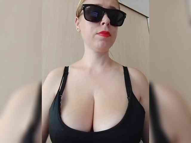 Dashulya666 webcam