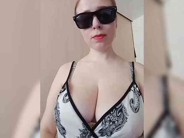 Dashulya666 webcam