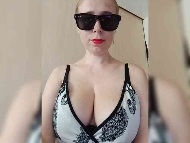 Dashulya666 webcam