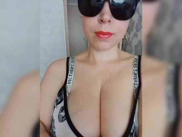 Dashulya666 webcam