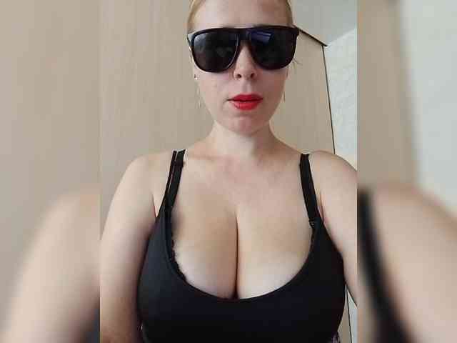 Dashulya666 webcam