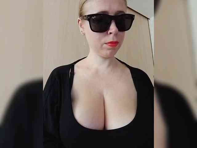 Dashulya666 webcam