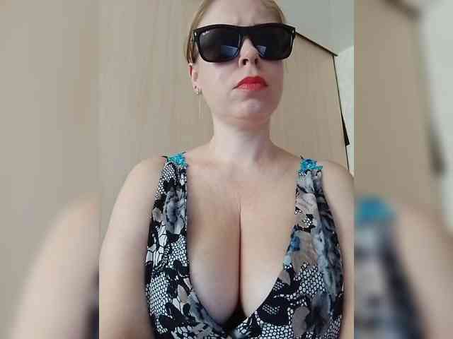 Dashulya666 webcam