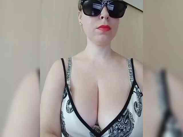 Dashulya666 webcam