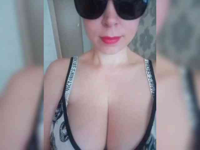 Dashulya666 webcam