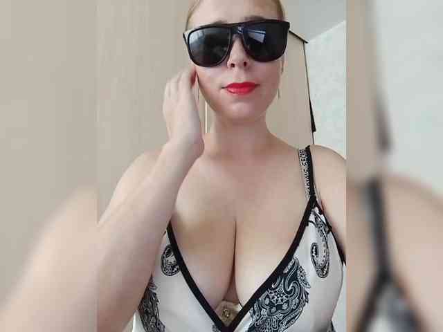 DashaKisa951 Live Webcam on BongaCams