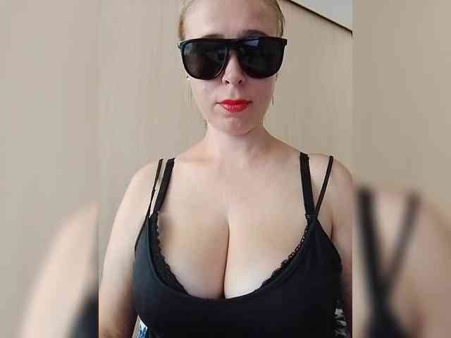 Dashulya666 webcam
